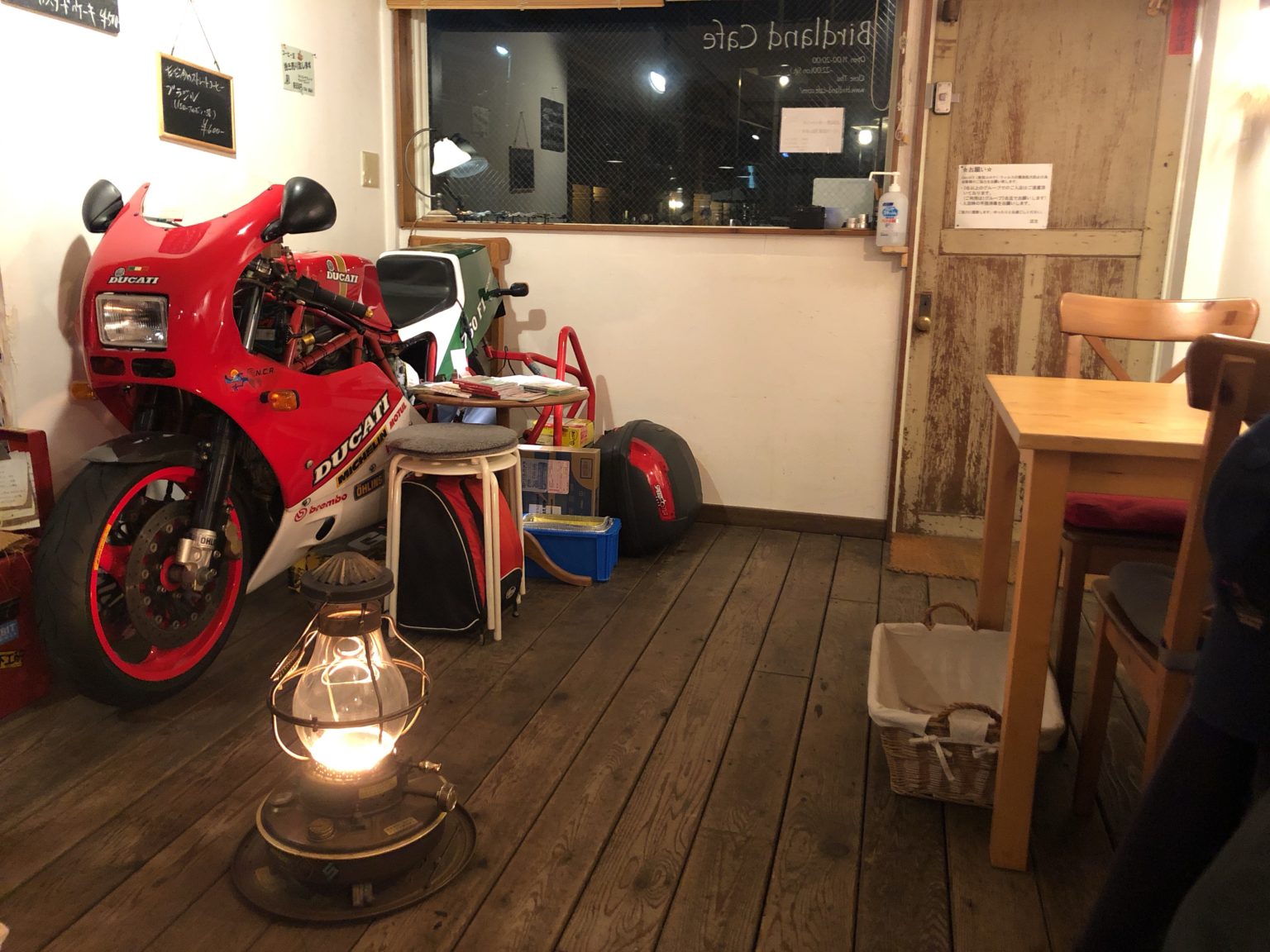 溝の口の住宅街に佇む Birdland Cafe バードランドカフェ でカフェタイム 気まぐれオンナの食べ歩き